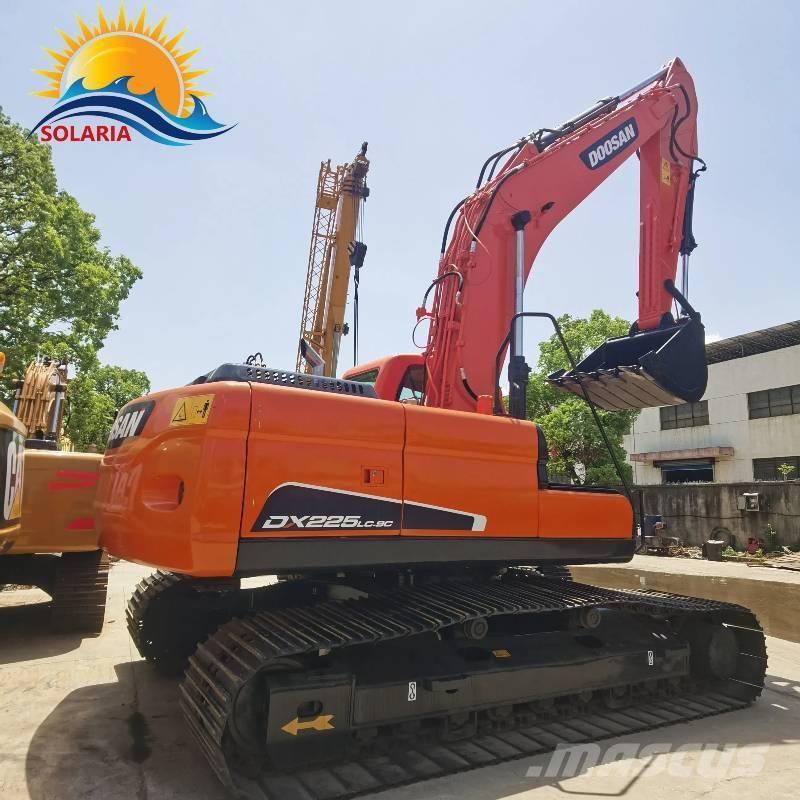 Doosan DX 225 LC Excavadoras de cadenas