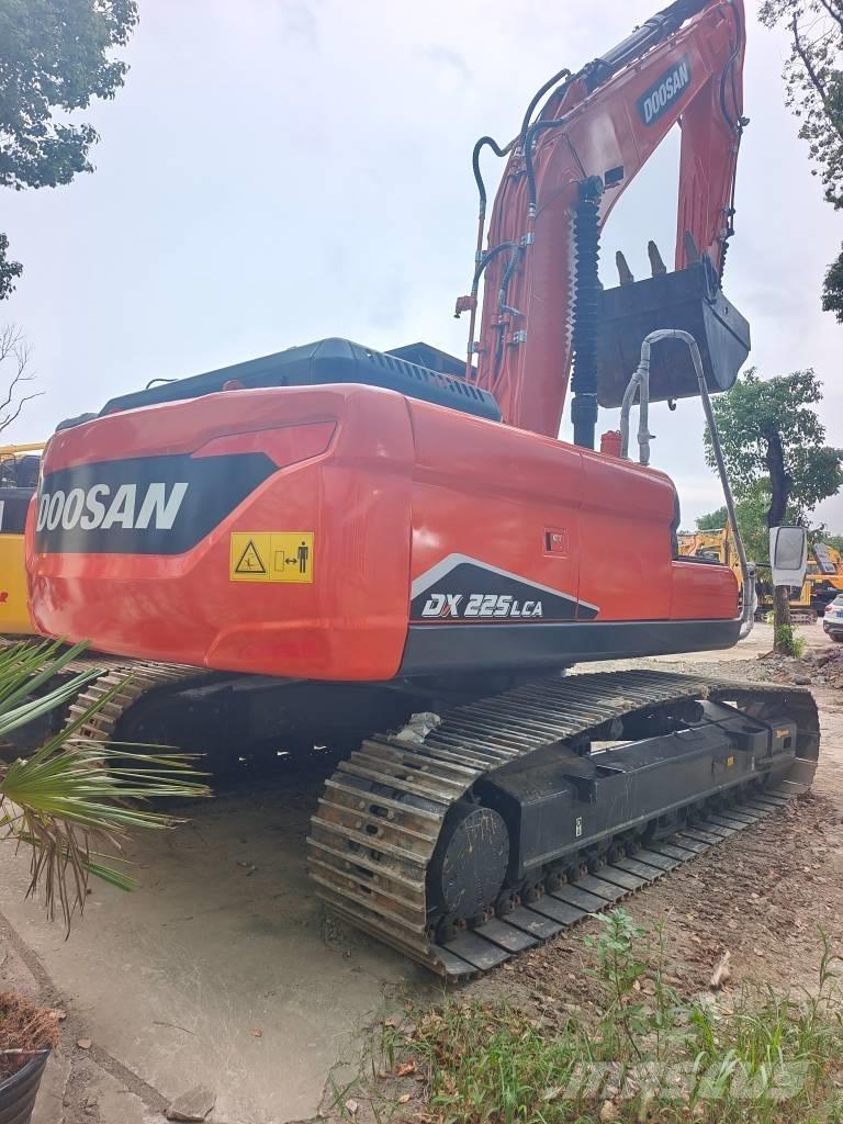 Doosan DX 225LC-9C Excavadoras de cadenas