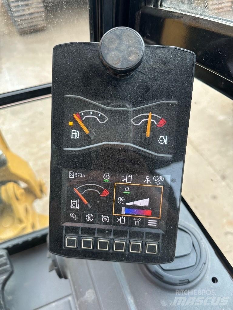 CAT 302 Mini excavadoras < 7t