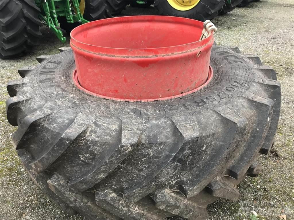 Alliance 710/75R42 Neumáticos, ruedas y llantas