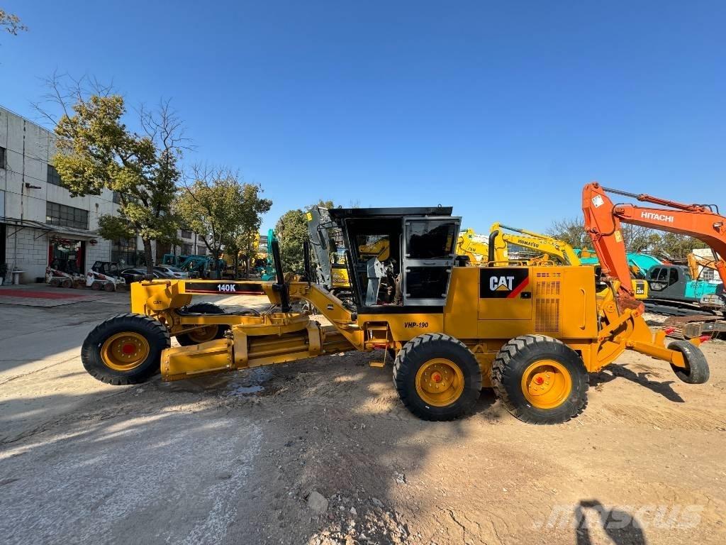 CAT 140K Motoniveladoras
