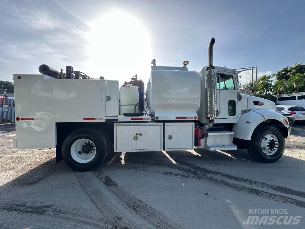 Peterbilt 335 Camiones cisterna