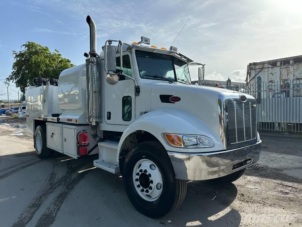 Peterbilt 335 Camiones cisterna