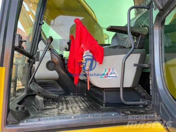 Komatsu PC 220-8 Excavadoras de cadenas
