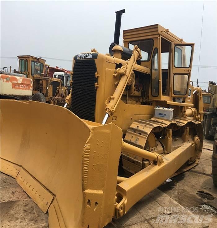 CAT D 8 K Buldozer sobre oruga