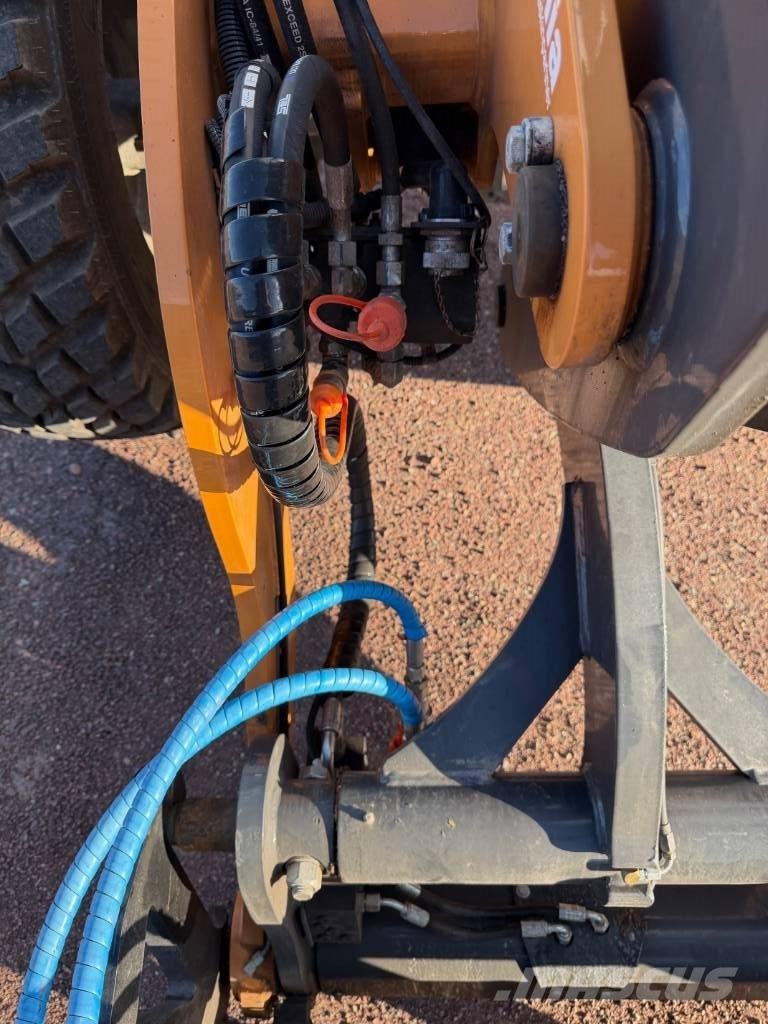 CASE 221 F Evolution Minicargadoras