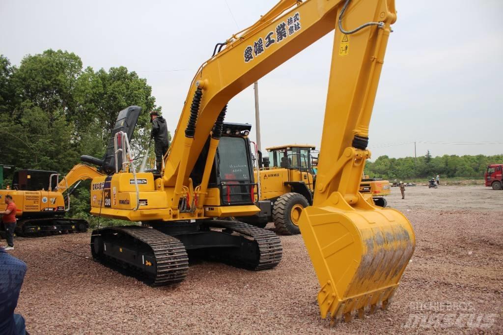 Komatsu PC 200-8 Excavadoras de cadenas