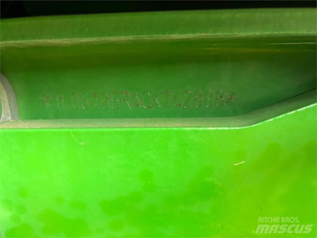 John Deere 6125R Tractores