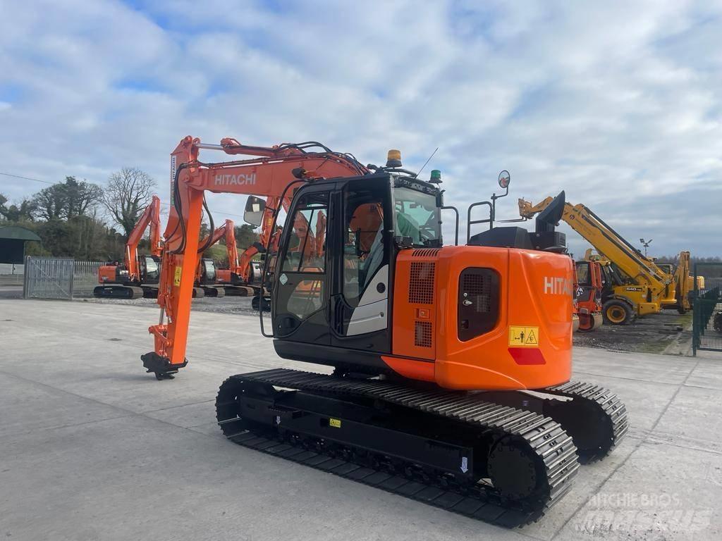 Hitachi ZX 135 US-6 Excavadoras de cadenas