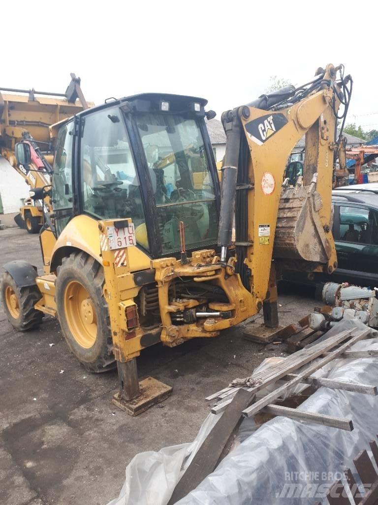 CAT 428 D Retrocargadoras