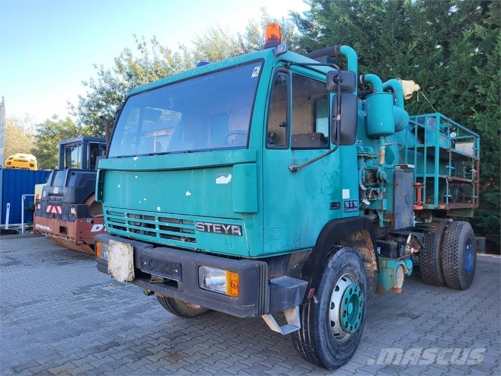 Steyr 16S18 Camiones cisterna