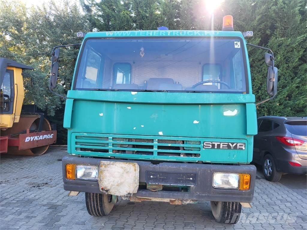 Steyr 16S18 Camiones cisterna