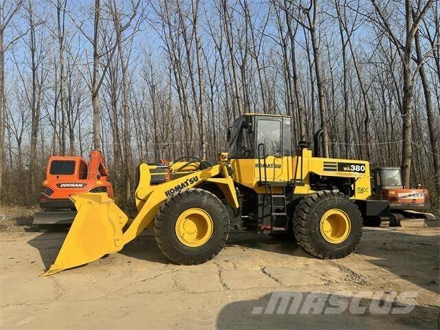 Komatsu WA380 Cargadoras sobre ruedas