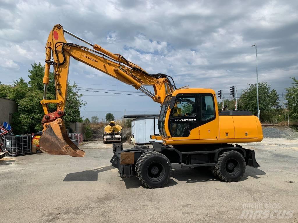 Hyundai ROBEX 170W-3 Excavadoras de ruedas