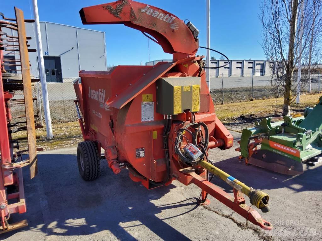 Jeantil PR 2000 Desmenuzadoras, cortadoras y desenrolladoras de pacas