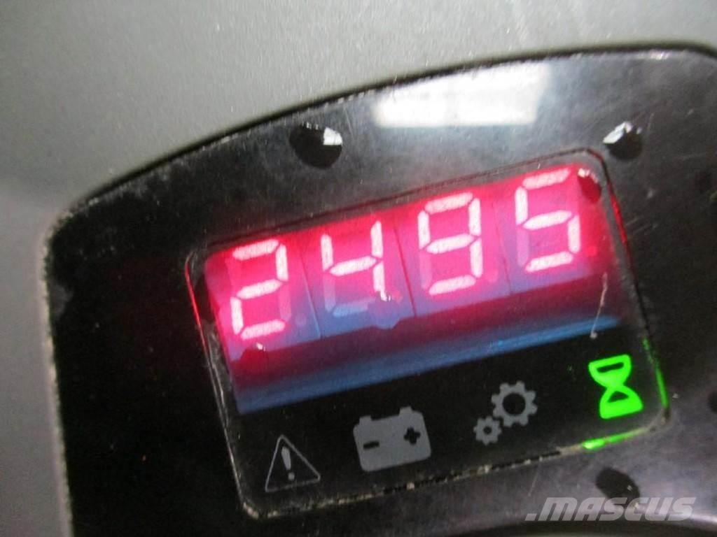 BT LPE200 Transpaletas Eléctricas con plataforma