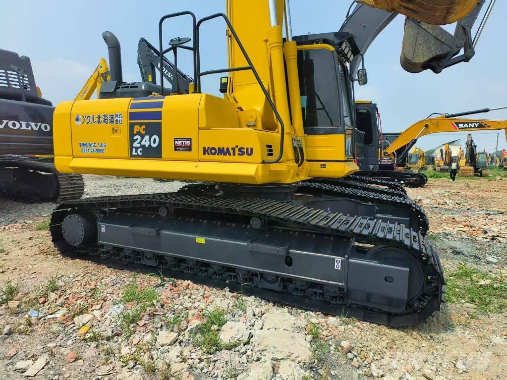 Komatsu PC 240-8 Excavadoras de cadenas