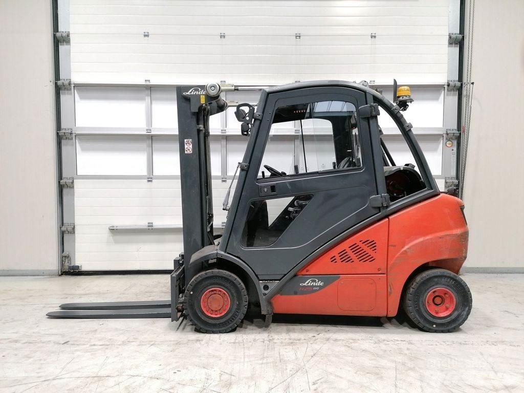 Linde H25T-02 Carretillas LPG