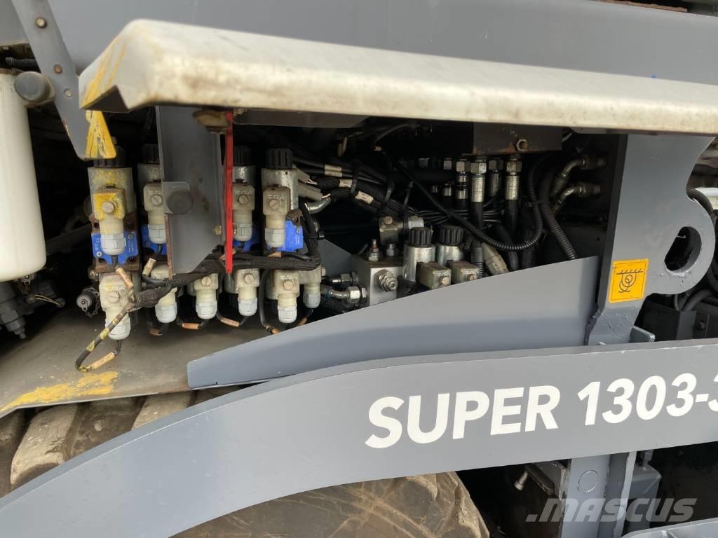 Vögele SUPER 1303-3I Asfaltadoras