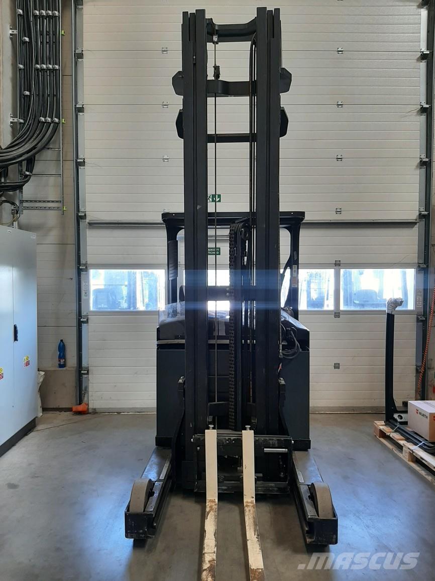 Yale MR16H Carretillas retráctiles