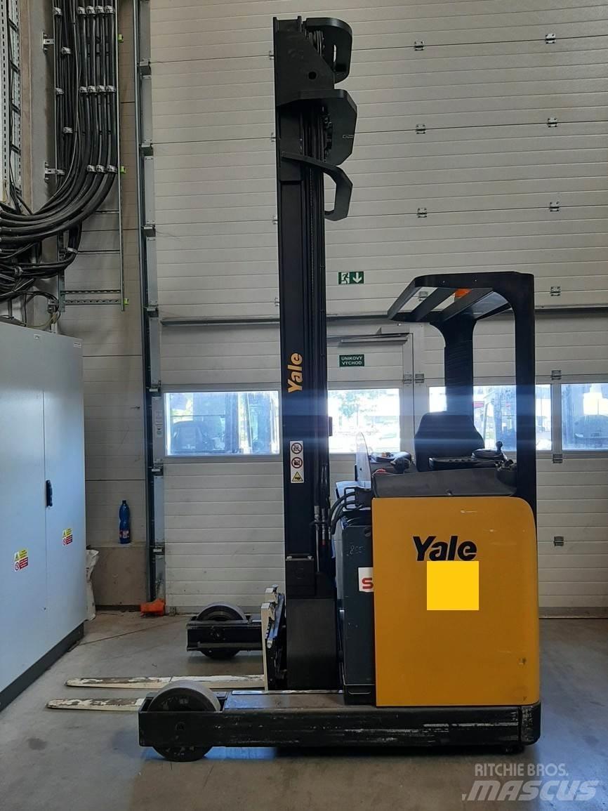 Yale MR16H Carretillas retráctiles