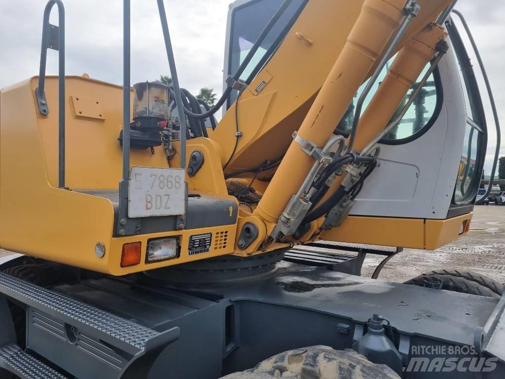Liebherr A 900 C Excavadoras de ruedas