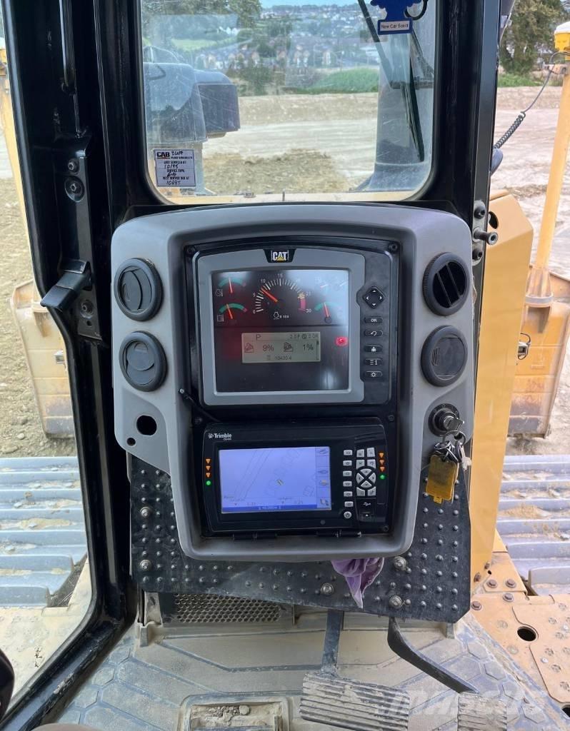 CAT D 6 T LGP Buldozer sobre oruga
