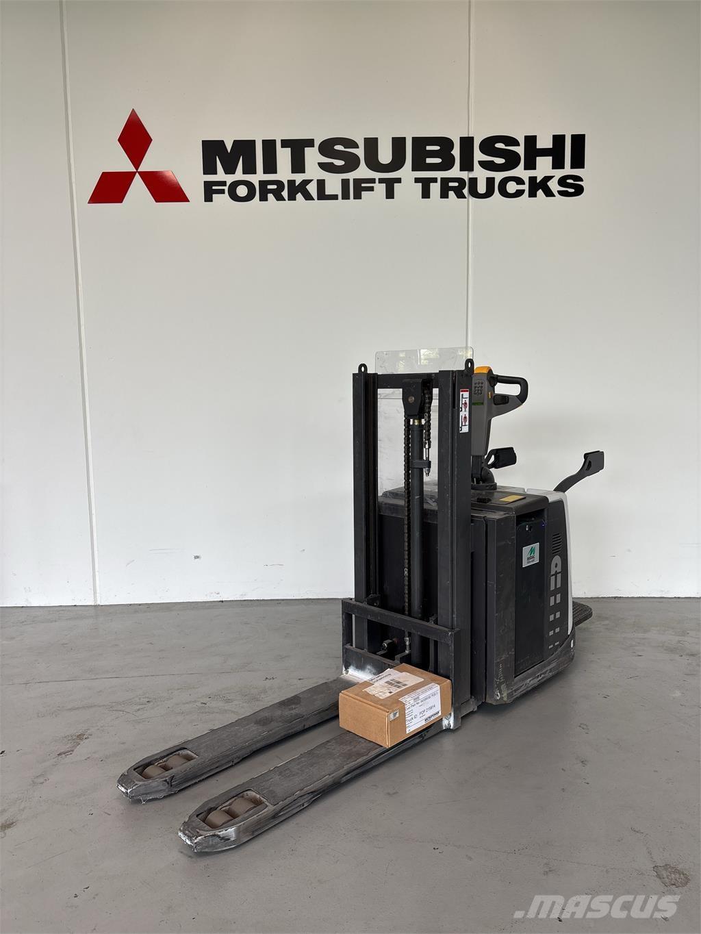 Atlet PDP200 Apiladores eléctricos autopropulsados