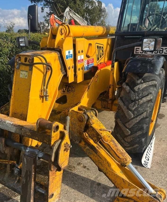 JCB 532-120 Carretillas telescópicas
