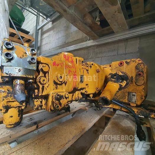 Liebherr 922 - Transporte - Otros