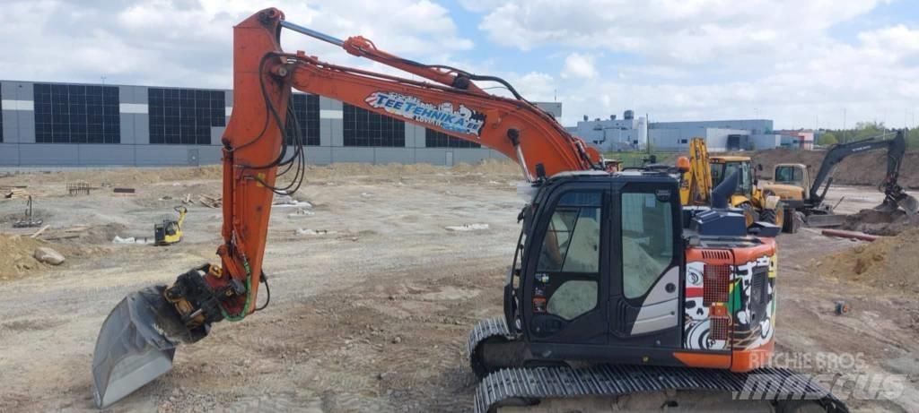 Hitachi ZX 135 US-6 Excavadoras de cadenas