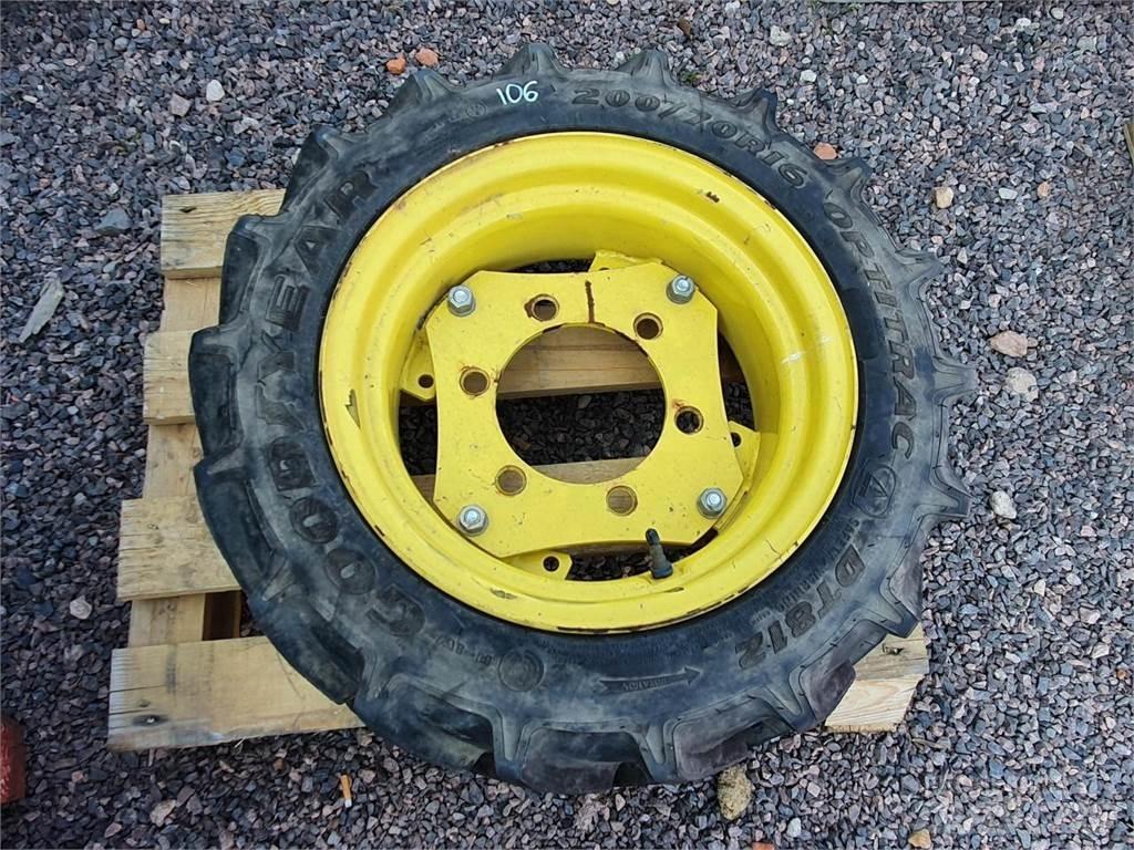 Goodyear 200/70R16 Neumáticos, ruedas y llantas