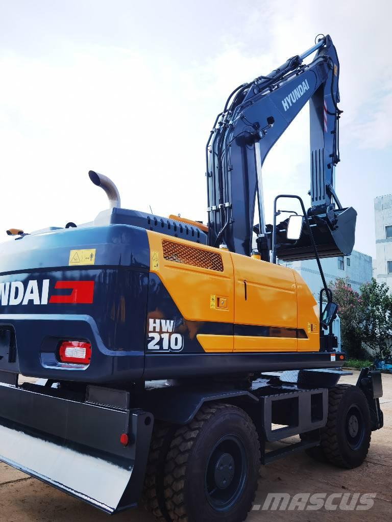 Hyundai HW 210 A Excavadoras de ruedas