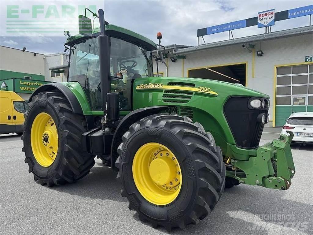 John Deere 7920 Tractores