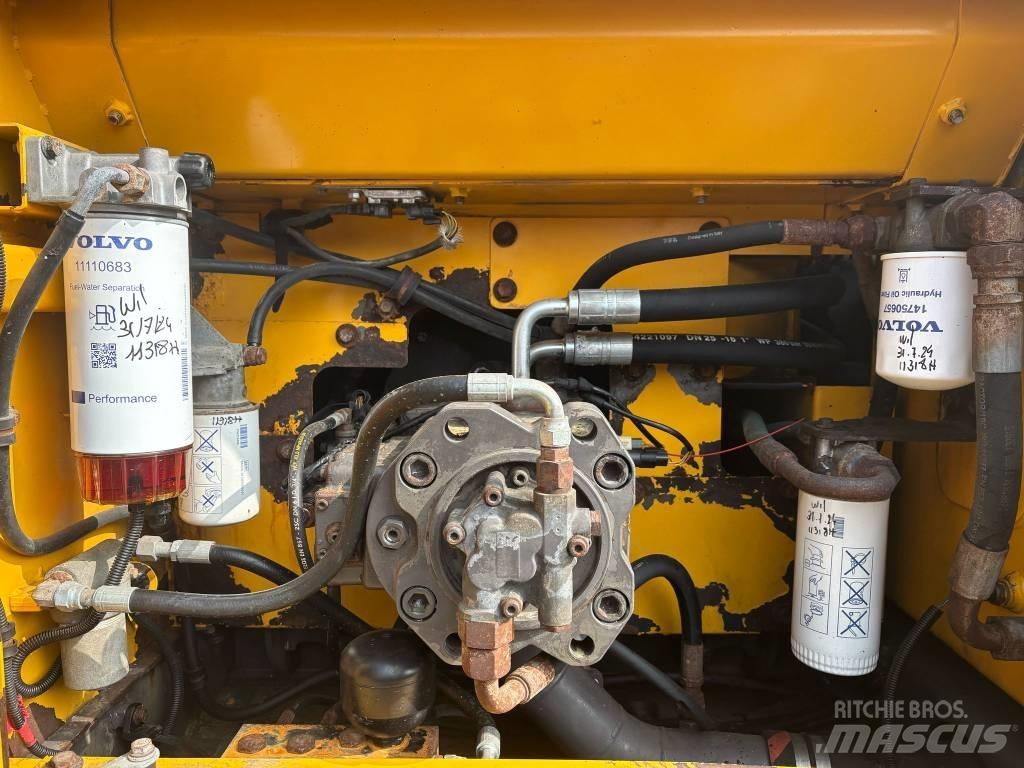 Volvo EC 220 DL Excavadoras de cadenas
