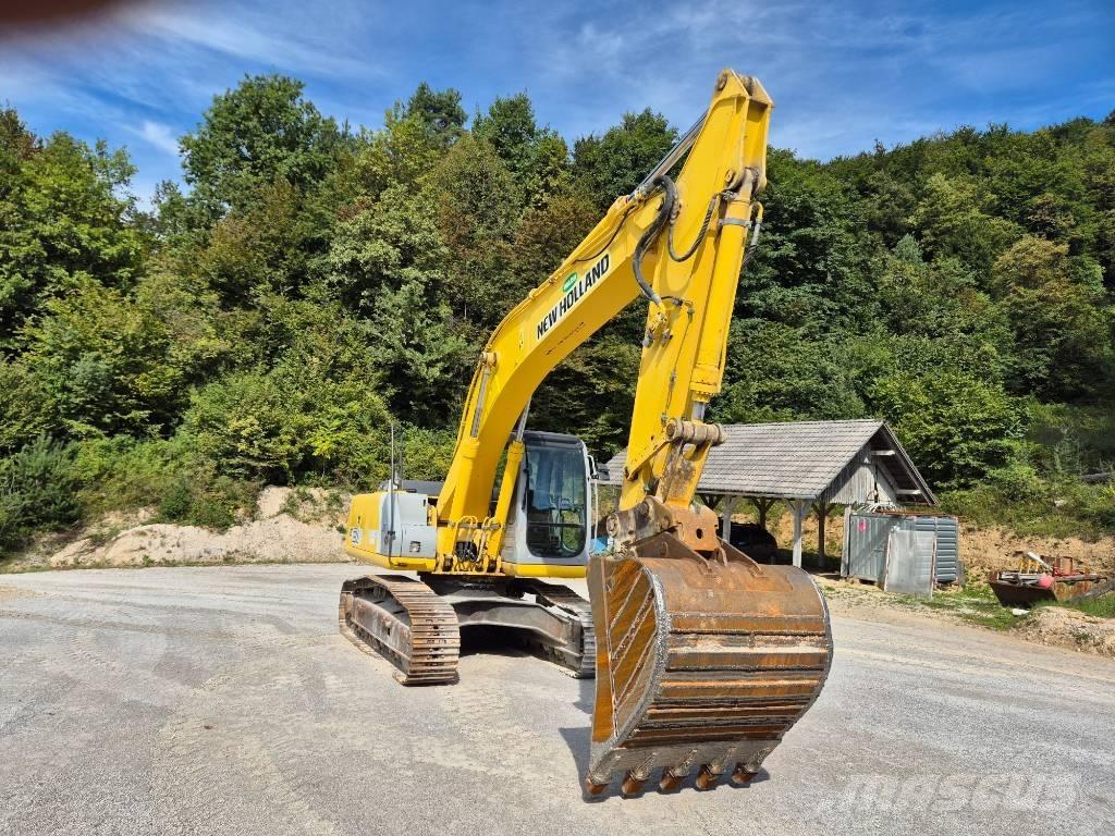 New Holland E 215 Excavadoras de cadenas