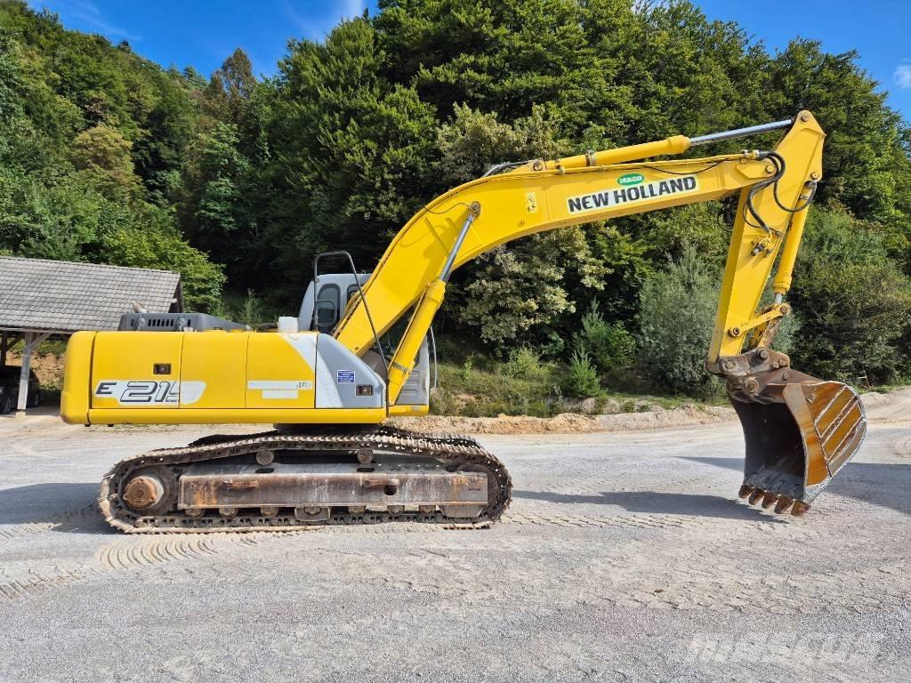 New Holland E 215 Excavadoras de cadenas