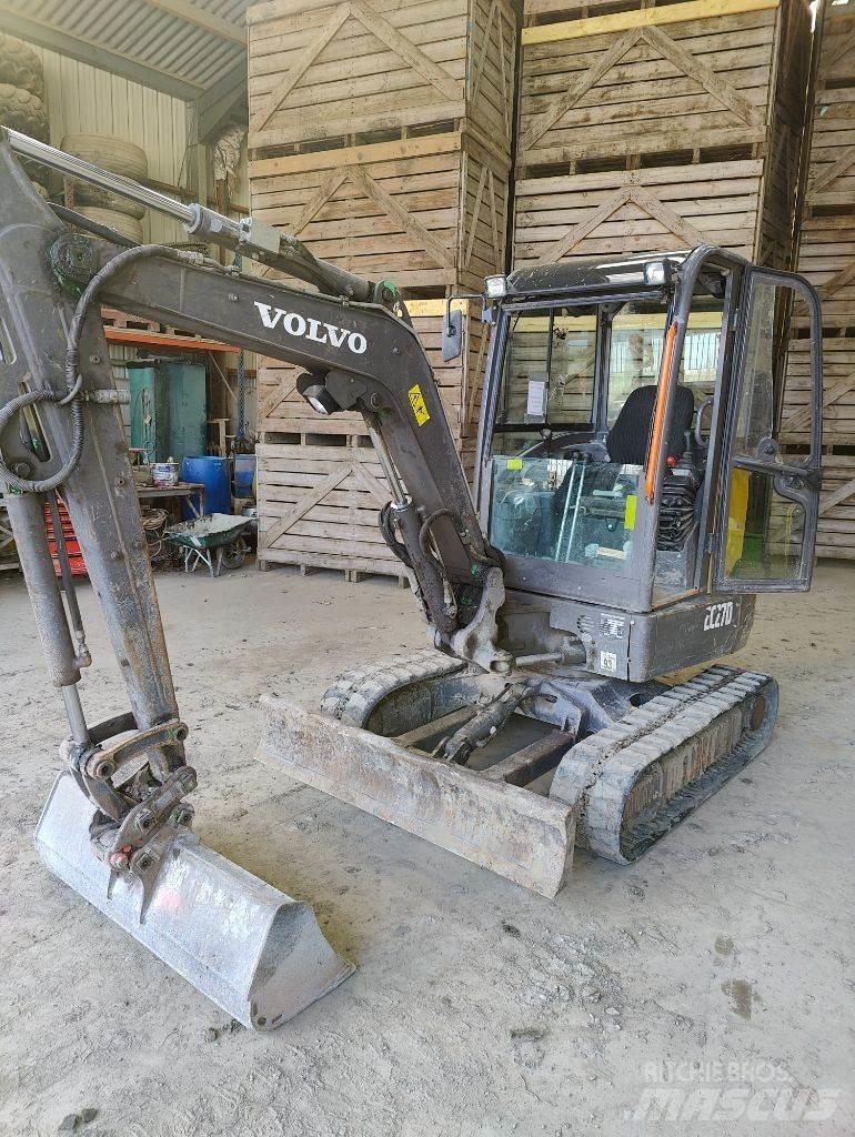 Volvo EC 27 D Mini excavadoras < 7t
