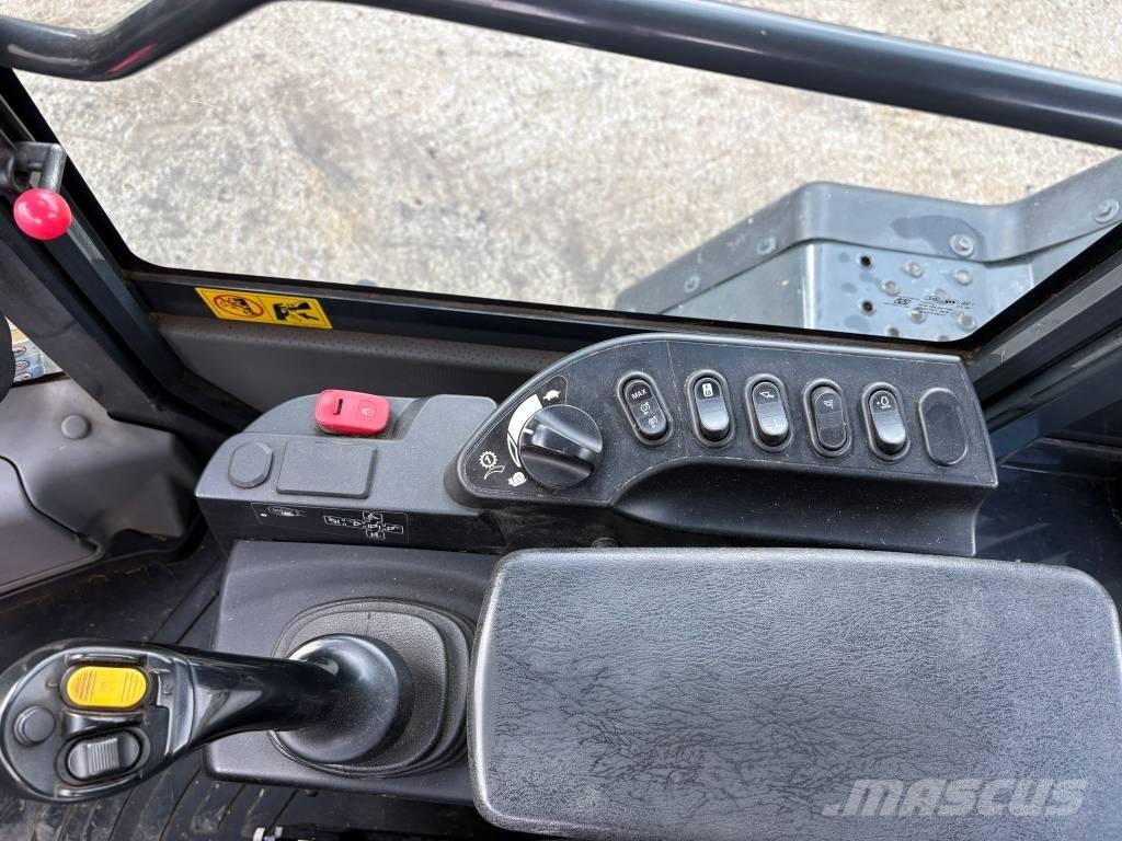 Komatsu WA320-8 Cargadoras sobre ruedas