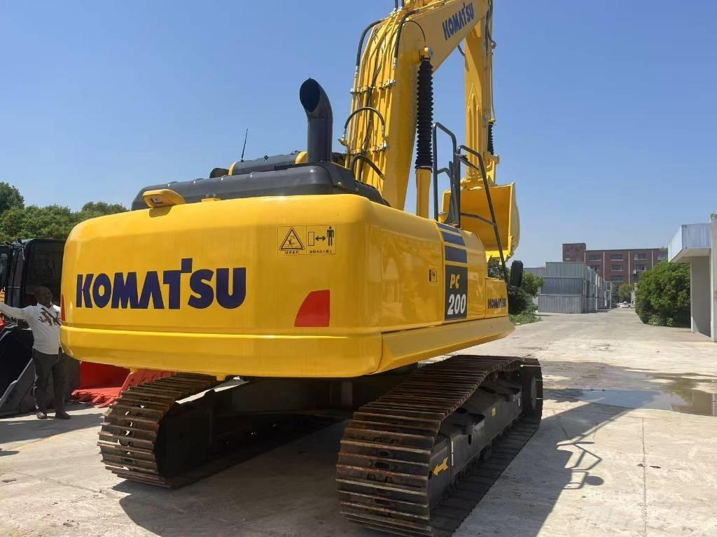 Komatsu PC 200 Excavadoras de cadenas