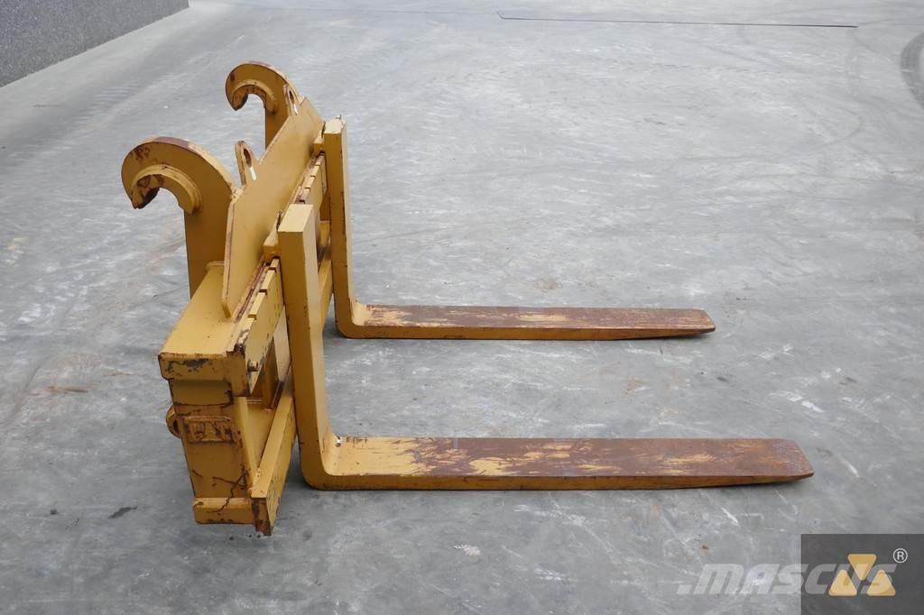 CAT 966/972 Forks Transporte - Otros