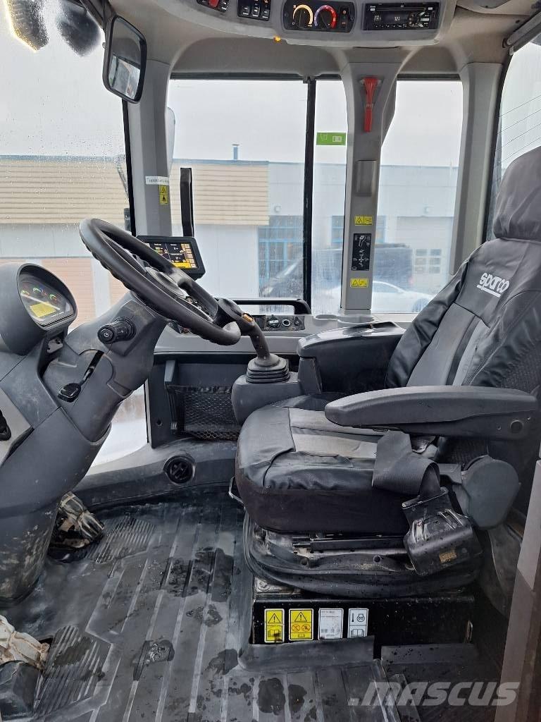 CAT 926 M Cargadoras sobre ruedas