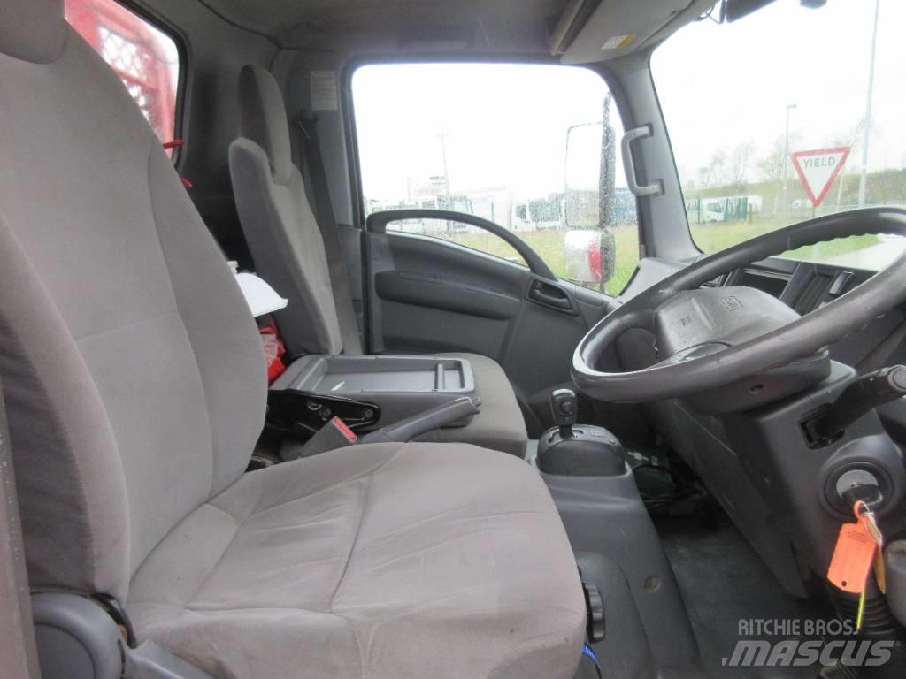 Isuzu N 75.190 Camiones portamaquinaria