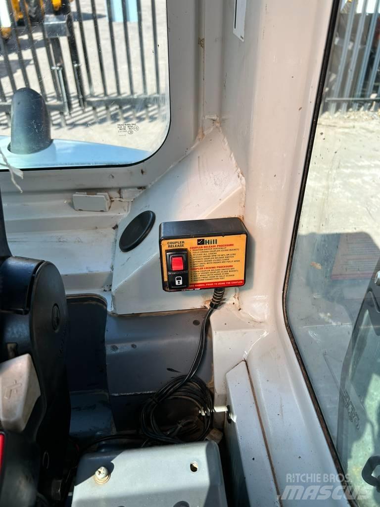 Takeuchi TB 250 Mini excavadoras < 7t