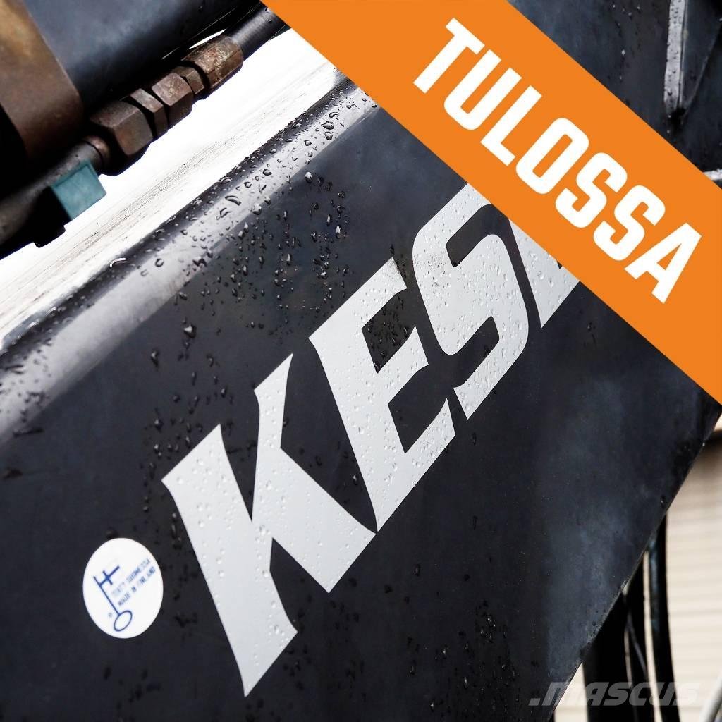 Kesla 2212ZT Grúas para madera