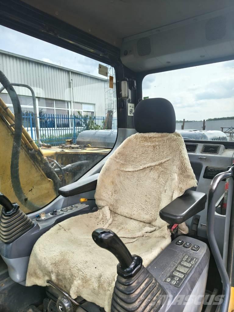Komatsu PC 160 LC-7K Excavadoras de cadenas