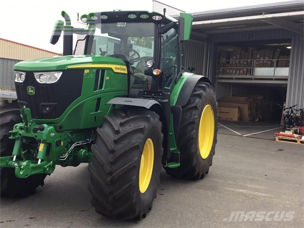 John Deere 6R215 Tractores