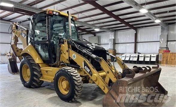 CAT 420E IT Retrocargadoras