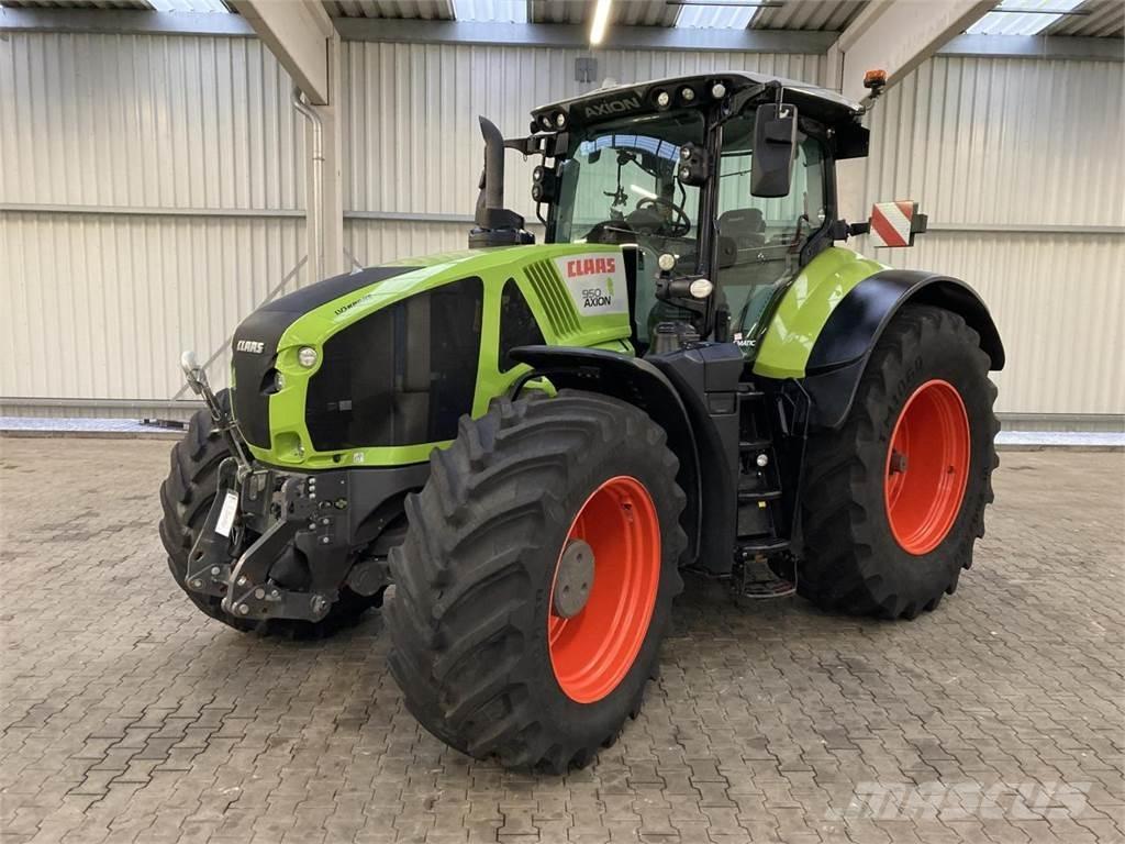 CLAAS Axion 950 Tractores