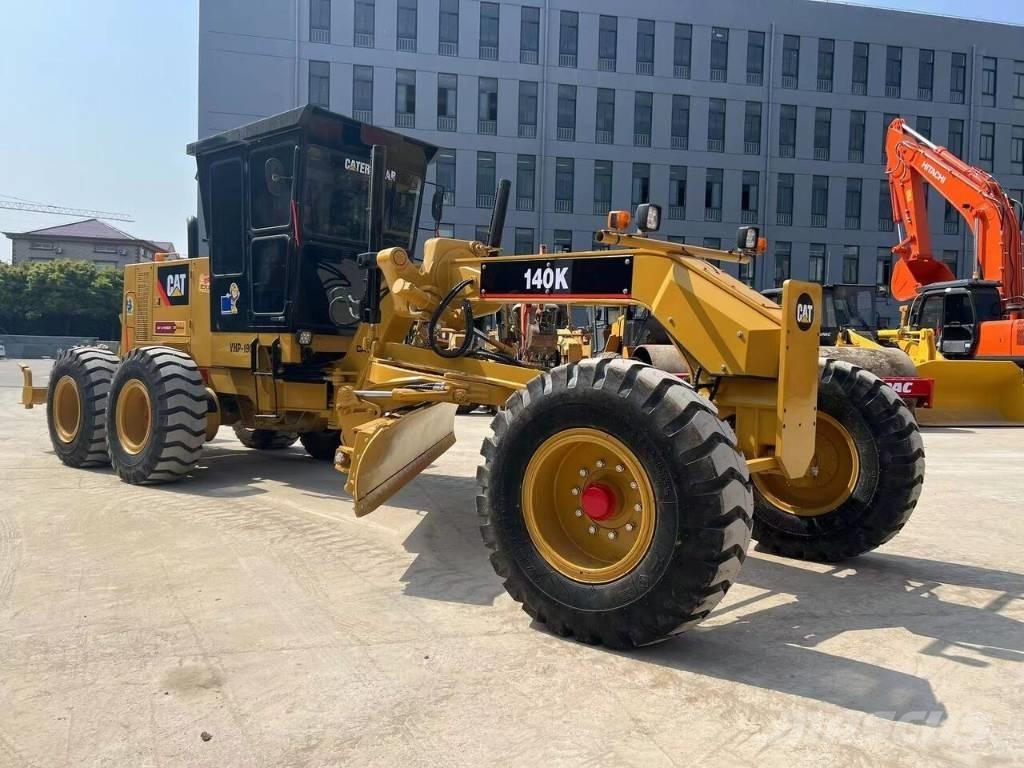 CAT 140 K Motoniveladoras